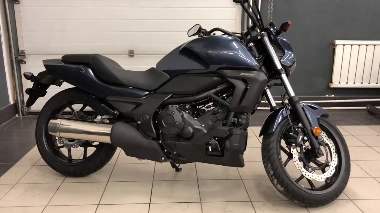 Мотоцикл honda ctx700