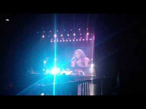 LeAnn Rimes sings Michael Jackson's Billie Jean Concert Taipei Taiwan