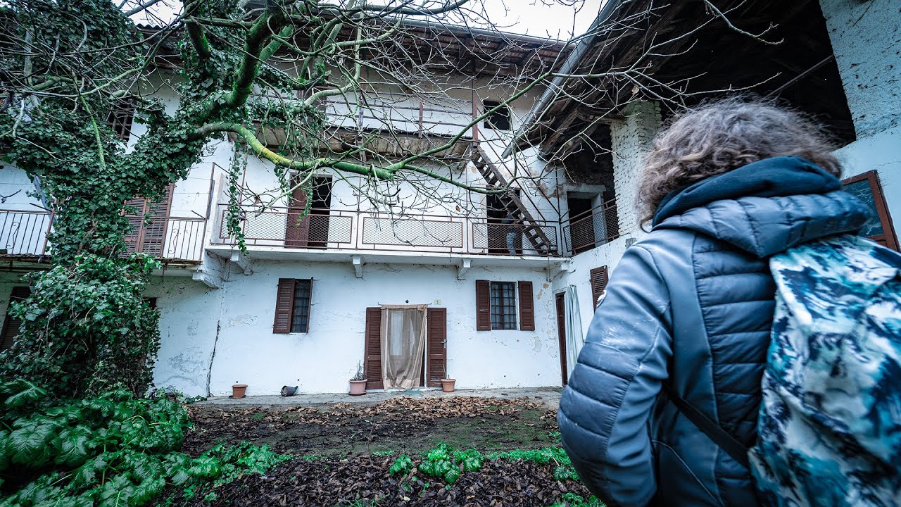 DIMENTICATA DA 40 ANNI, TROVIAMO UNA CASA ABBANDONATA NEL NULLA