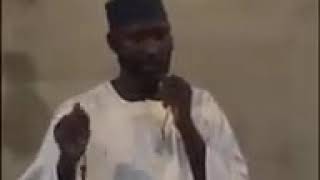 Muhammad yusuf ya fara yada wannan da'awar a masallacin da shaik jafar yake Karance-karance