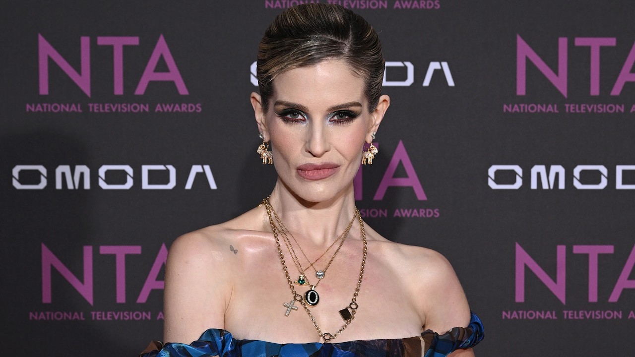Kelly Osbourne Makes Red Carpet Return After Addressing 'Scary' Weight Loss