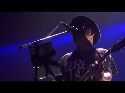 屋根の上のSSW／GOING UNDER GROUND