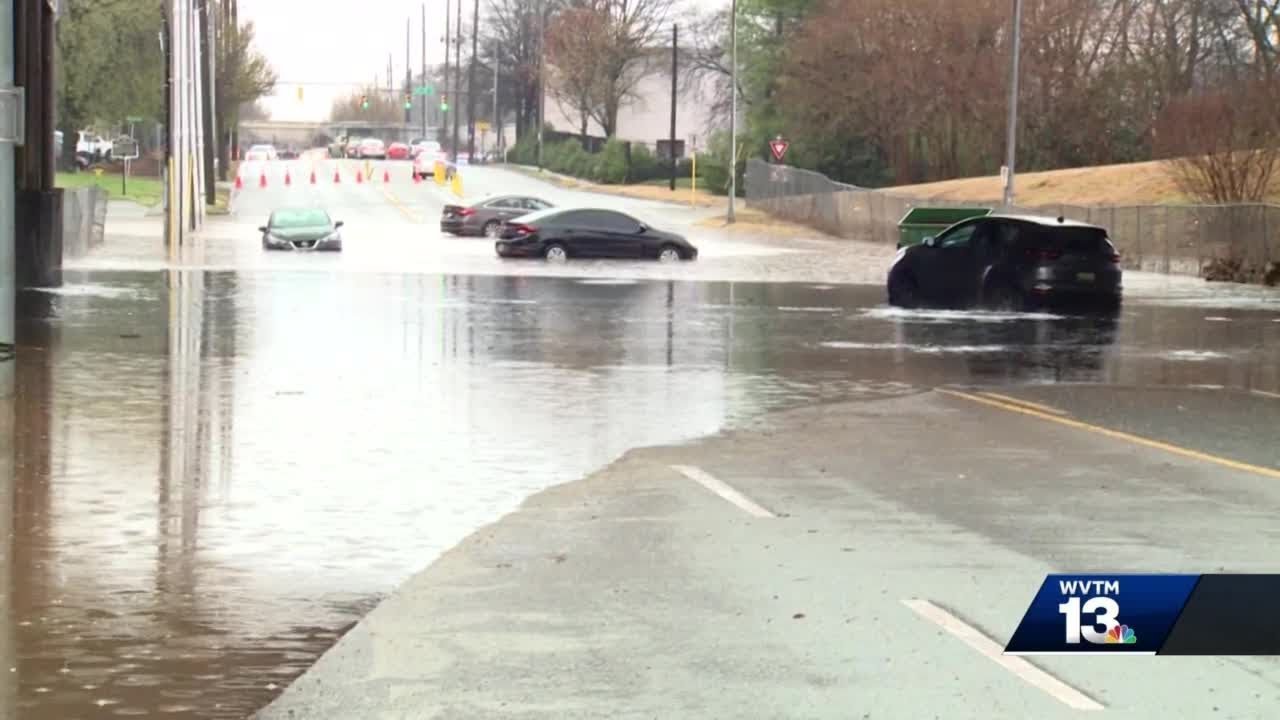 Afternoon storms cause major flash flooding in Jefferson County - YouTube