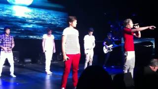 One Direction Performing Moments Las Vegas Planet Hollywood