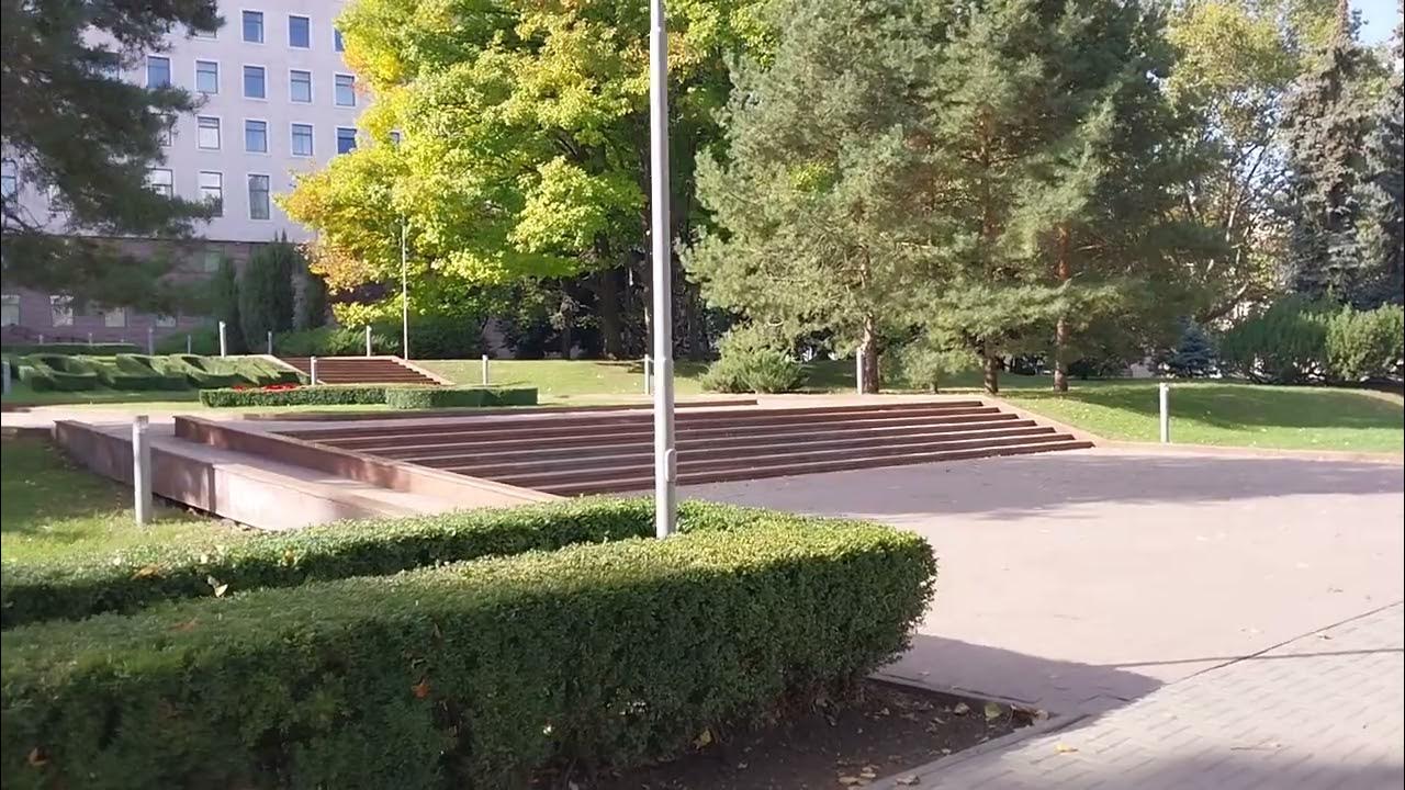 Молдова.Какой красивый белый город Кишинёв осенью. - YouTube