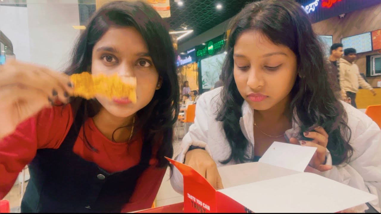 How to eat KFC 🍗😀Nexus mall Mysore 🥰