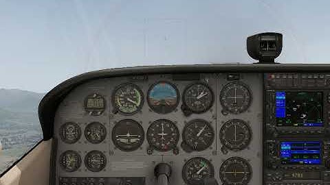 Cessna 172SP Take off and level out training