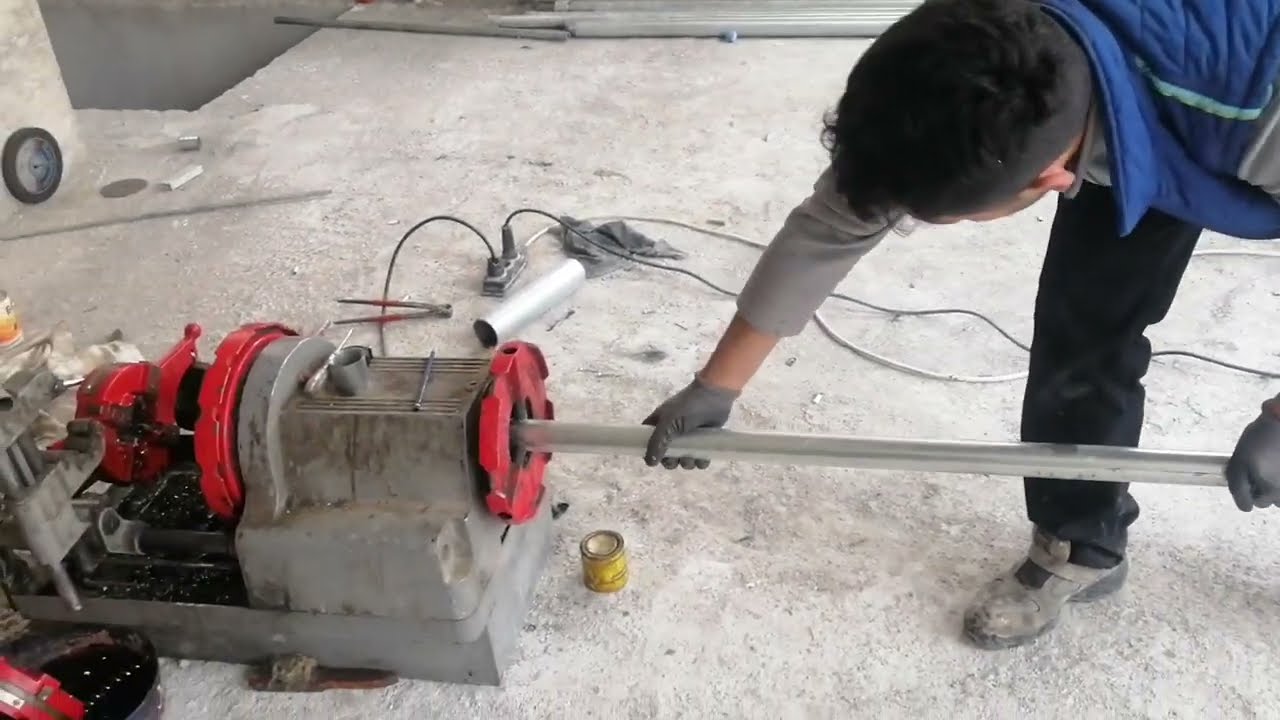 Galvanizli Boru Diş Açma ve İnegal Te Bağlantısı