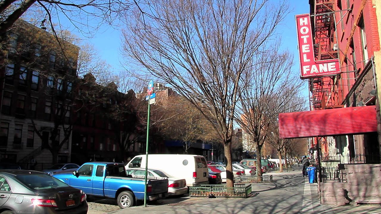 ^MuniNYC - West 135th Street & Lenox Avenue (Harlem, Manhattan 10030)