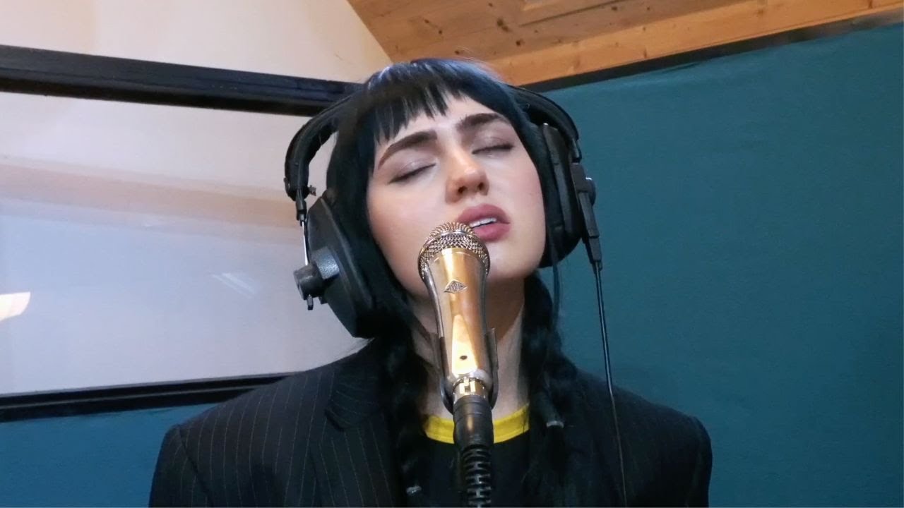 Coco And The Lost - Liability / Forever (Lorde / The Beach Boys Cover) adlı videoyu YouTube'da izle Coco And The Lost - Liability / Forever (Lorde / The Beach Boys Cover) adlı videoyu YouTube'da izle