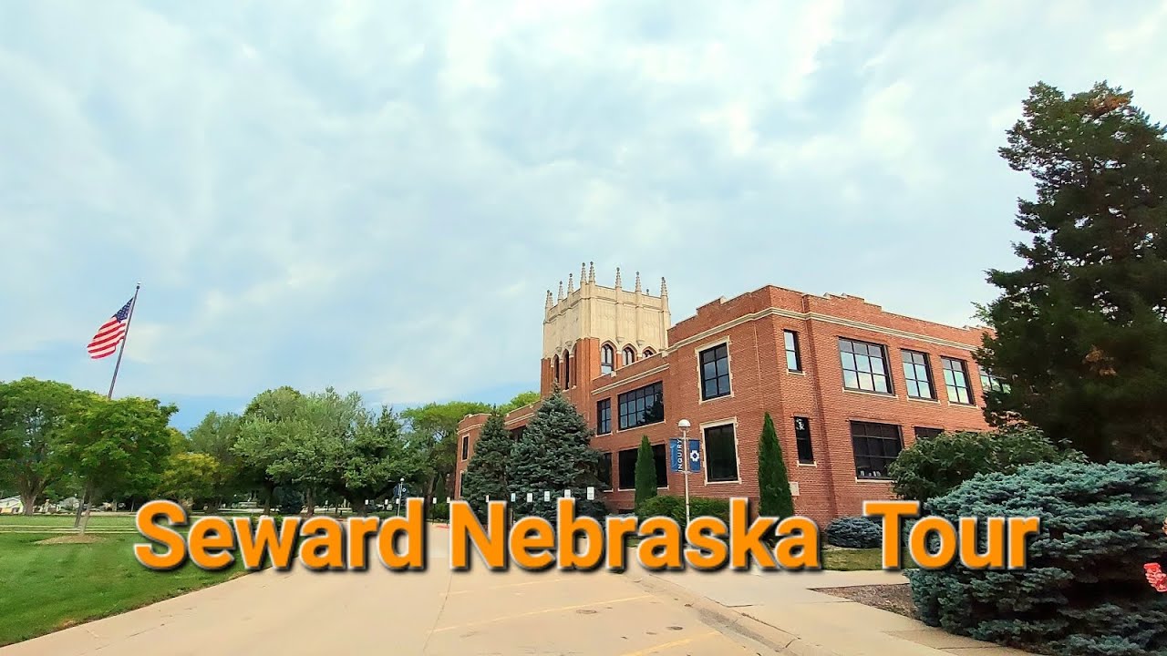 Seward, NE - Tour & Downtown Stroll