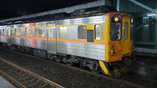 4737次菁桐發車經由平溪線開往八堵的DRC1025+DRC1035+DRC1034三節DRC原色柴油客車