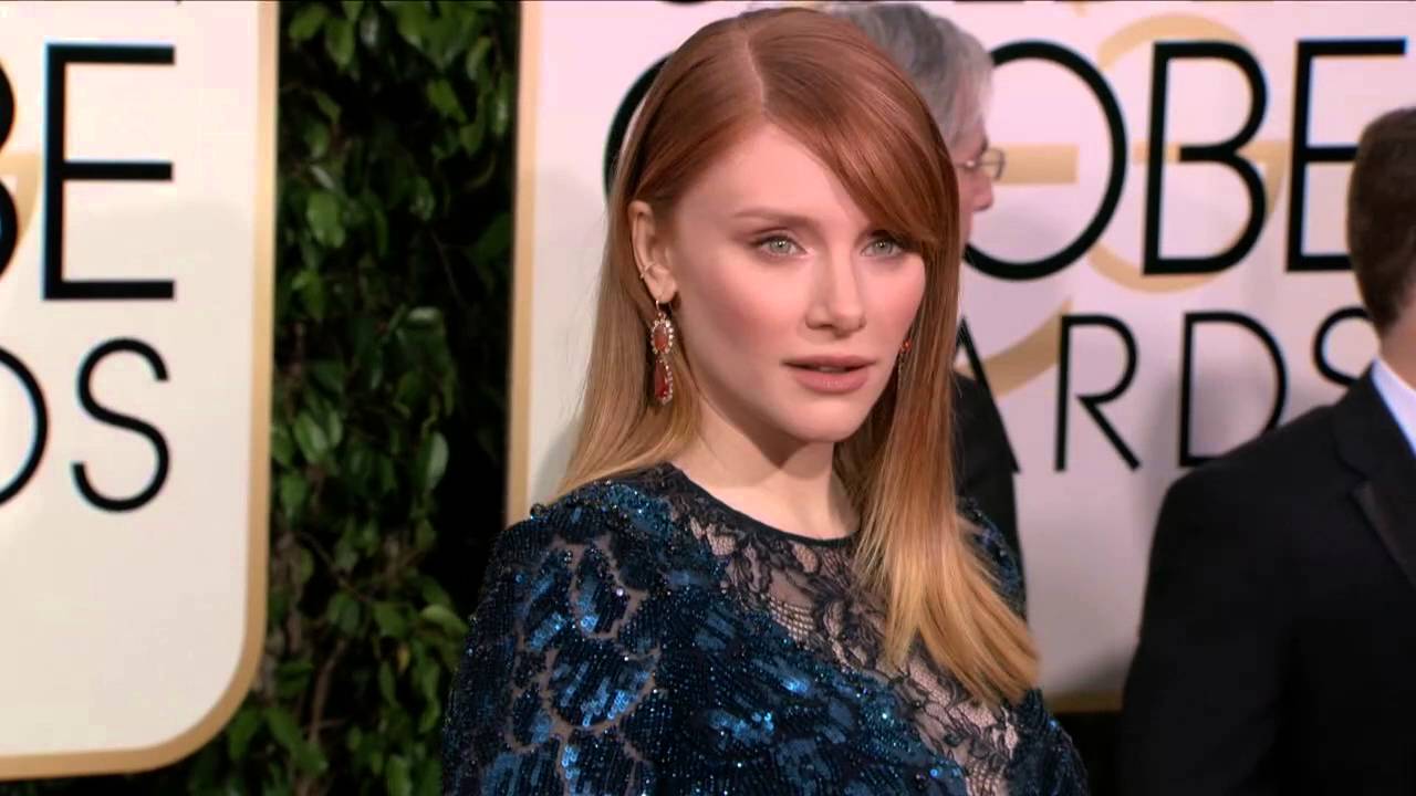 Bryce Dallas Howard Golden Globe Awards Fashion Arrivals (2016) | ScreenSlam