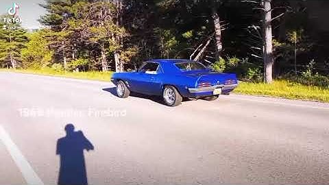 1969 Pontiac Firebird 350 with Flowmaster outlaw series