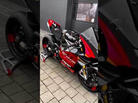 Carbon Panigale V4S