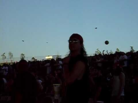 Guarda war zone in the fields su YouTube Guarda war zone in the fields su YouTube