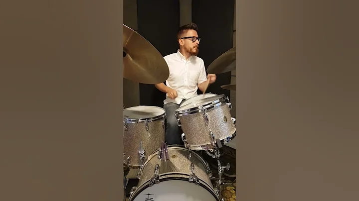 Shelly Manne's solo transcription on i'm an old co...