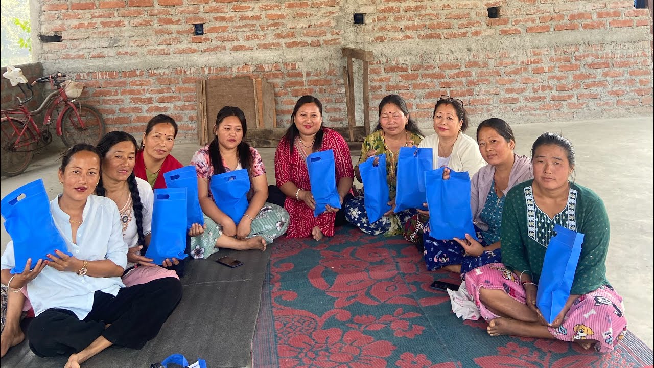 Gift exchange game hamile ni kheleu hai😂🥰❤️#raidadagang🥰