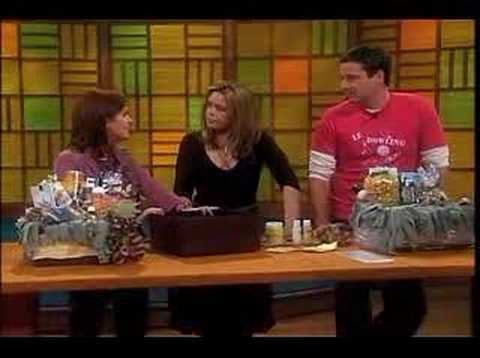 Rachael Ray Show - Making Gift Baskets