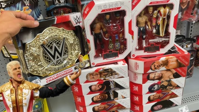 This STORE was LOADED! WWE Figure TOY HUNT - YouTube