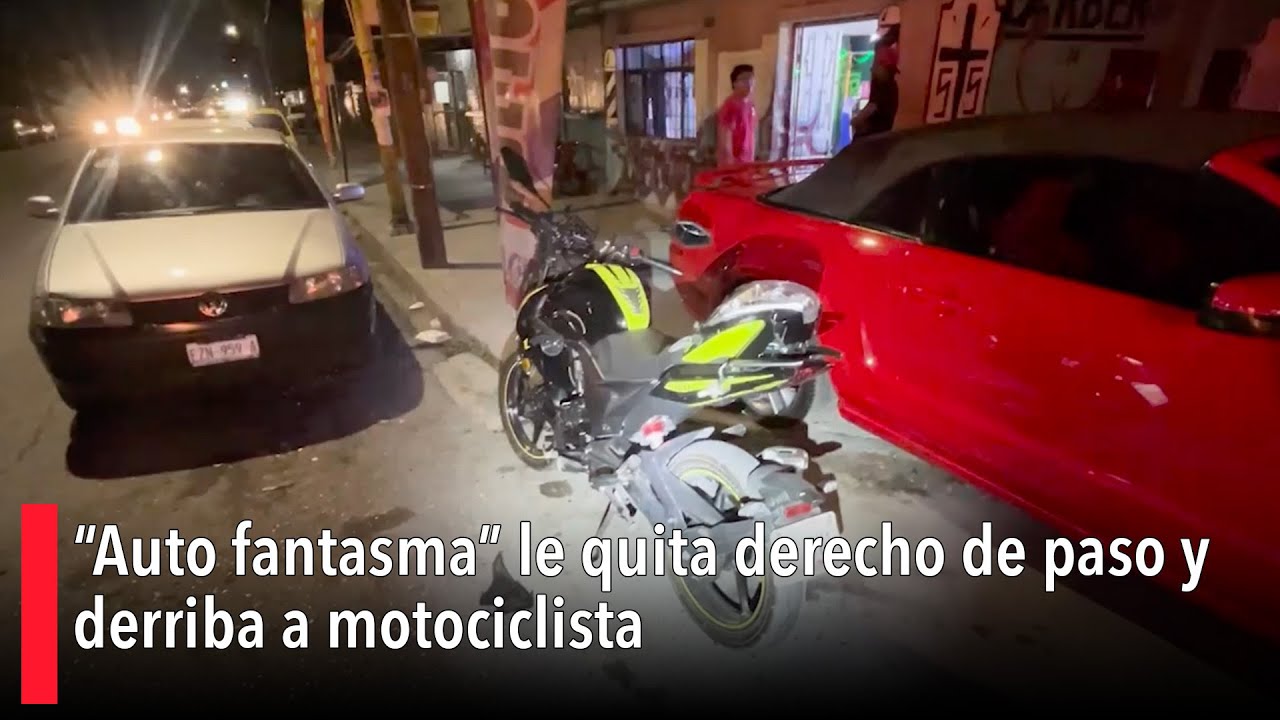 “Auto fantasma” le quita derecho de paso y derriba a motociclista - YouTube