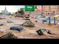 السعودية تحت وابل المطر والبرد الكثيف سيول عارمة ومشاهد تقشعر لها الأبدان السعودية تحت وابل المطر والبرد الكثيف سيول عارمة ومشاهد تقشعر لها الأبدان