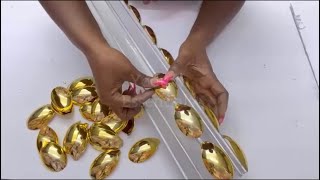 THIS IS HOW TO USE GOLD SPOONS IN YOUR LIVING ROOM