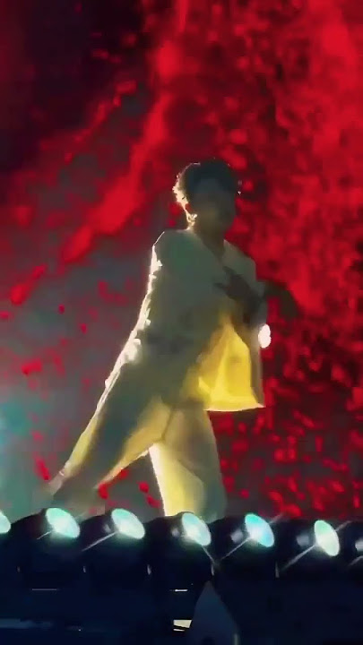 👀🫣.  #shorts #shortvideo #bulge