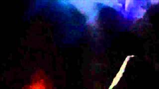 Sahilde Sarkı Söyleyen Müthiş Ses Emrah Doruk