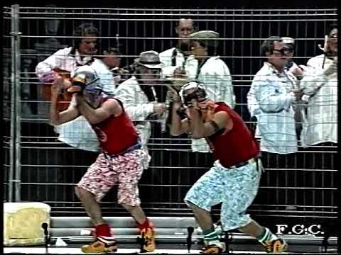 Actuación de Échale un ojito a la "mescla" del COAC 1998