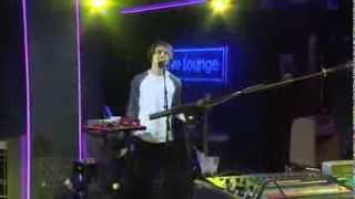 Jagwar Ma Come Save Me (BBC Radio 1 Live Lounge 28/08/2013)