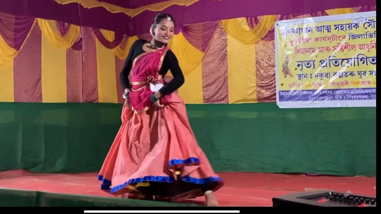 Akaxore Rong     Dance cover by Lakshmishree