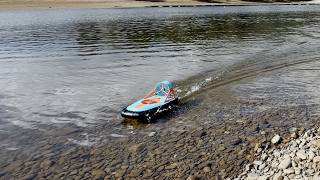 Information LEVITY RC Hovercraft - First Water Test News