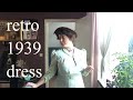 Sewing a 1930s dress on an antique Singer sewingmachine