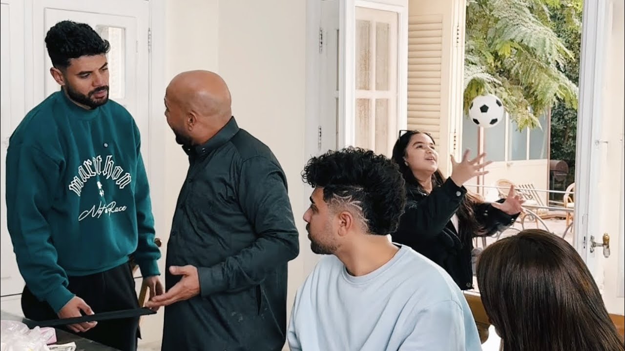 جتلكم بقصة جديدة(ابويا ظلمني)