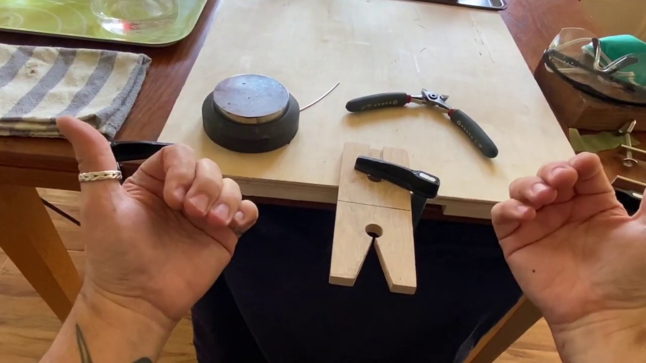 10+ Tips for a quick Jewelry Studio at Home