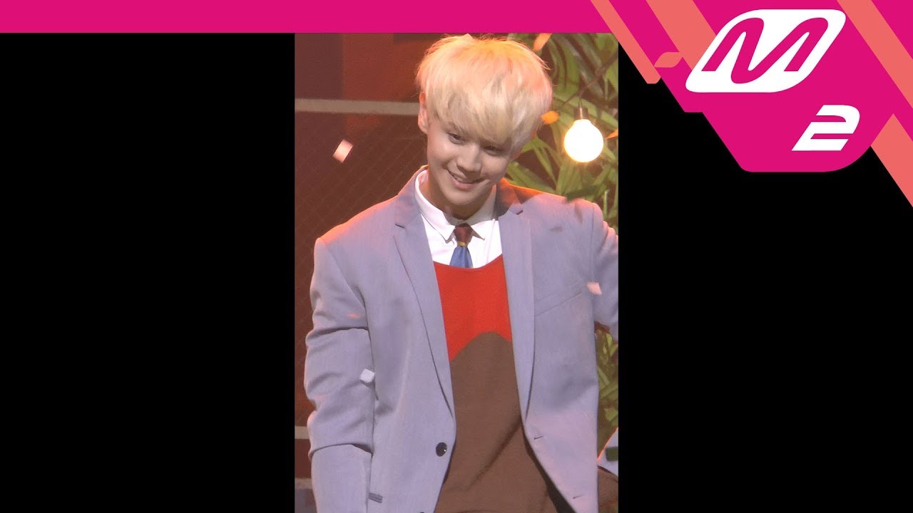 [MPD직캠] 하이라이트 양요섭 직캠 '어쩔 수 없지 뭐' (HIGHLIGHT YANG YO SEOP FanCam) | @MCOUNTDOWN_2017.10.19