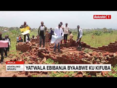 Agataliikonfuufu Ab Ebibanja Bubeefuse N Abakuumi Abaleeteddwa Omugagga Okubalemesa Okudda Ku Ttaka