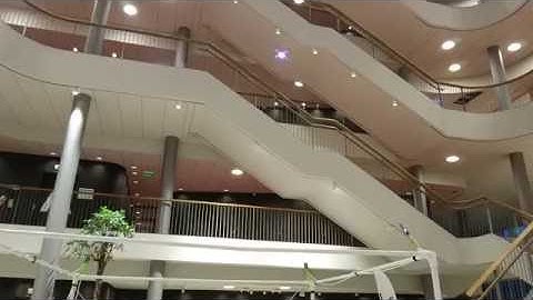 Dancing Crazyflie 2.0 flying autonomously