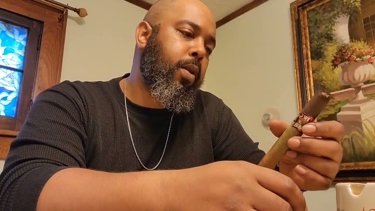 Boss Tri-Wrap Cigar Review - The Smokey Soule