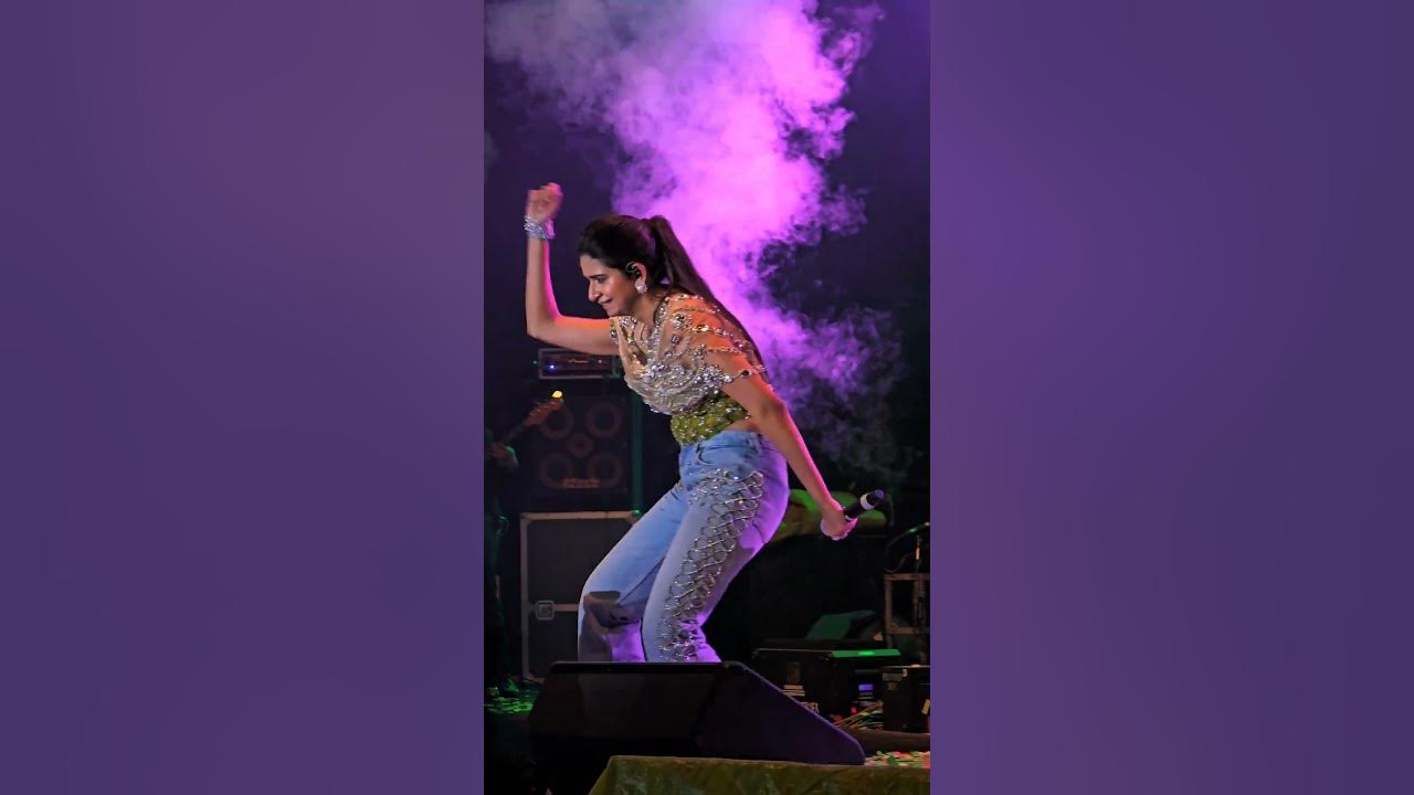 એક નંબર ડાન્સ કિજલ દવે નો | Kinjal Dave | Dance | Kinjal Dave live | Program | Garba | Viralvideo