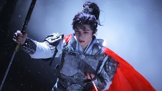 #王佑硕 故事外硕哥始终想给鸿一个不同的结局。于是，特意找剧组借到楚归鸿的原甲，拍摄了他“梦里”征战沙场的楚少将军。在那个故事里，鸿死在平嵘的烽烟里，也算圆满了吧 #wangyoushuo