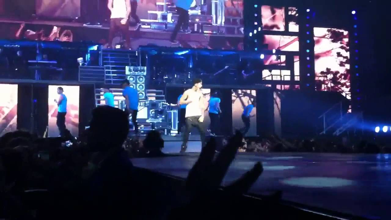 Justin Bieber One Less Lonely Girl in San Jose