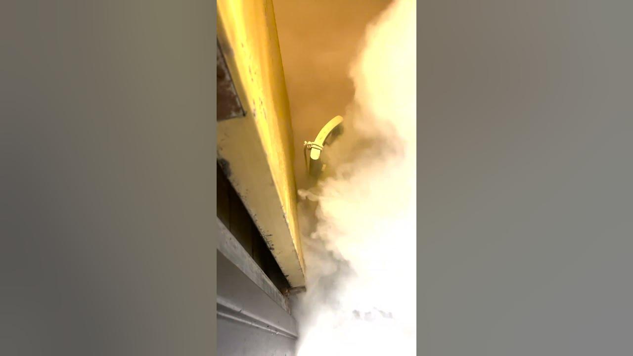 Weird Water Vapor #physics #vapor