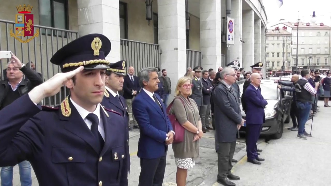Trieste: l’omaggio delle Forze di polizia a Matteo e Pierluigi
