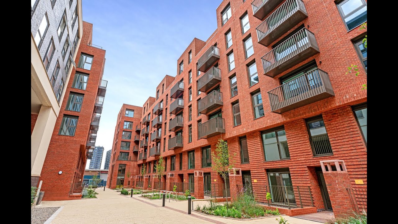 2 bedroom townhouse at Worrall Street, Salford