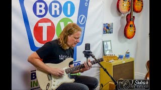 Video-Miniaturansicht von „"Black Cat Bone" Matt Schofield Live at the Studios of Blues Radio International April 21, 2018“