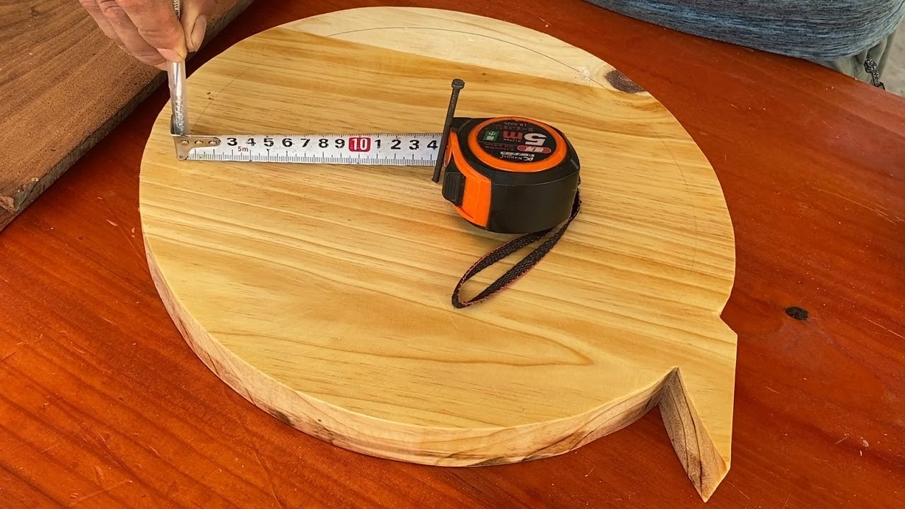 Wooden Clock Plans You Can Make Today // How To Build A Wooden Desk