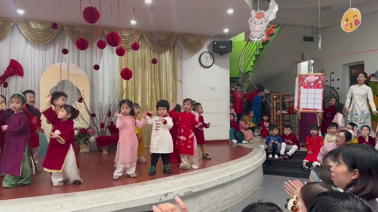 Kẹo - sunshine múa Tết 2026