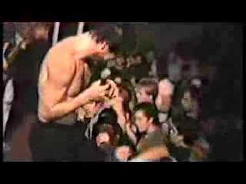 Henry Rollins beats up a fan